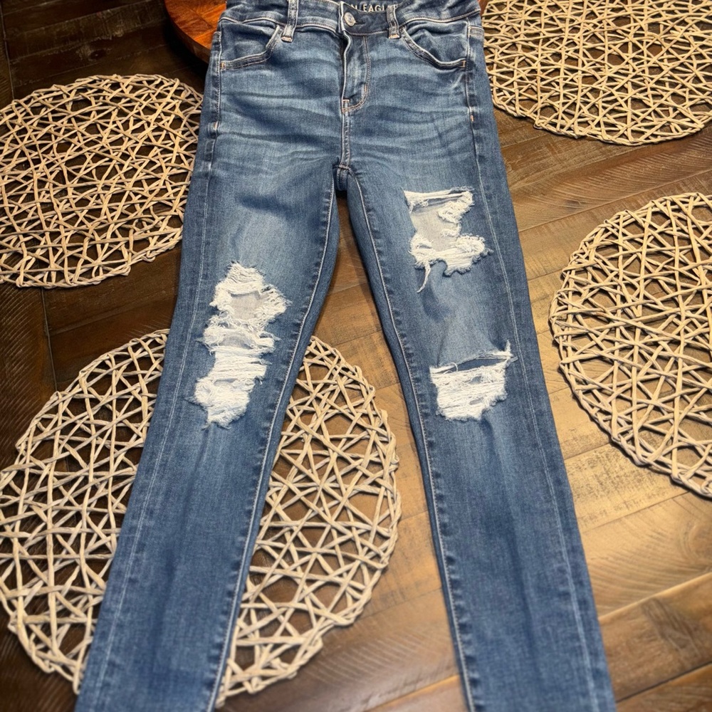 🇺🇸🦅 American Eagle 🦅🇺🇸 Hi-Rise Jeans Women Distressed Rip Skinny Size (4) Short